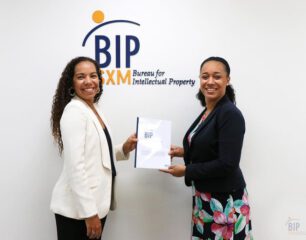 BIP-SXM-submits-the-Audited-Financial-Statement-2020-for-approval-to-the-Minister-of-TEATT.aspx_.jpg