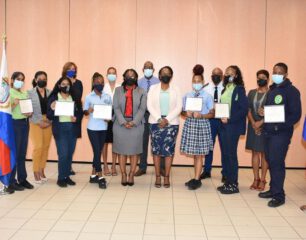Minister-of-Justice-Anna-E-Richardson-hosts-Justice-Sector-Essay-Contest-Winner-Ceremony.aspx_.jpg