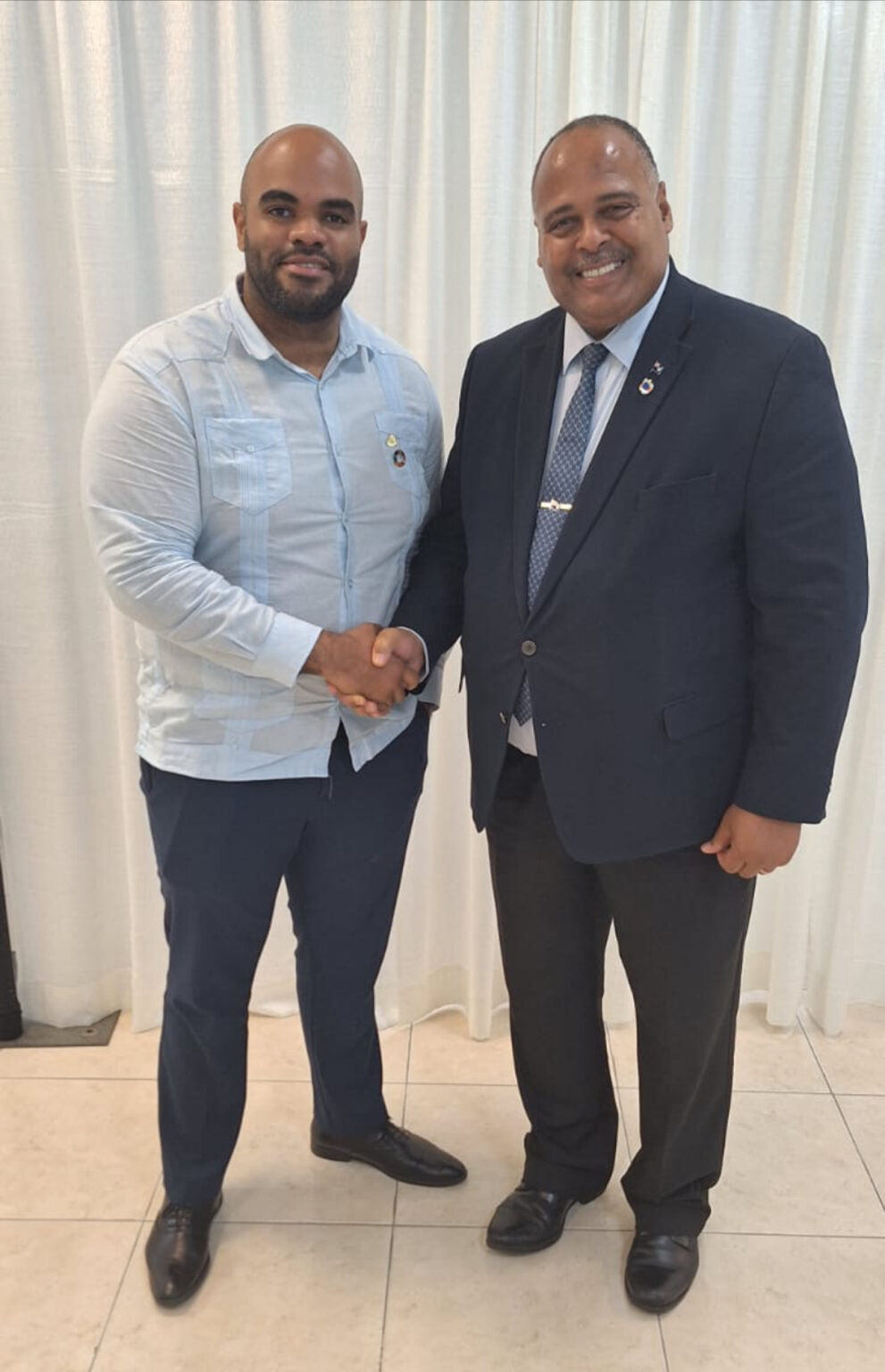 PHOTO RELEASE - Minister Gumbs Meets Anguilla Premier Webster - NEWS.SX