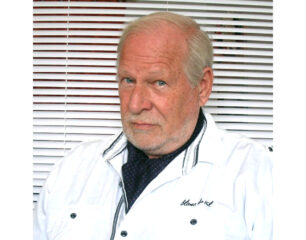 Cdr Bud Slabbaert - Hub and Spoke column SM