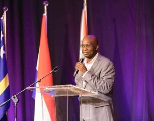 Achken Roberto RIchardson